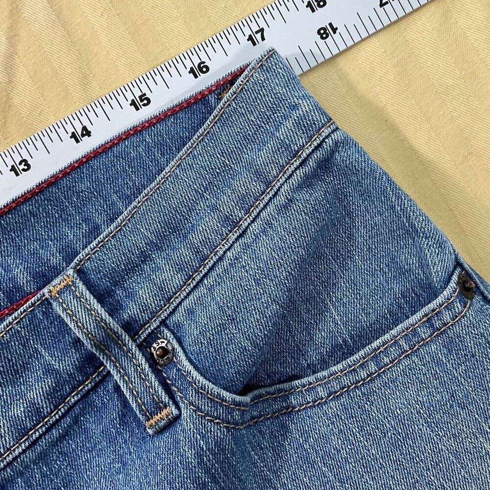 VTG Levi's‎ 550 Relaxed Tapered High Rise Jeans Y2K Womens 34” Waist Blue Retro - Picture 4 of 7